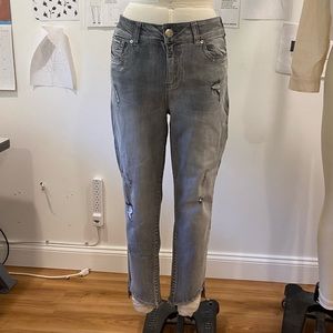 Grey / Faded Black ankle skinny jeans with stretch / ripped jeans